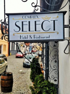 Complex Select